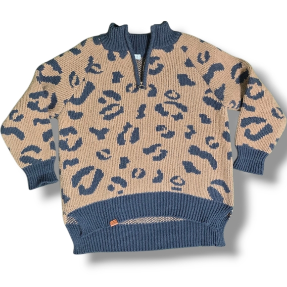 SIMPLY SOUTHERN | LEO SOFT & COZY SWEATER KNIT HEAVYWEIGHT LEOPARD PULLOVER - Picture 1 of 13